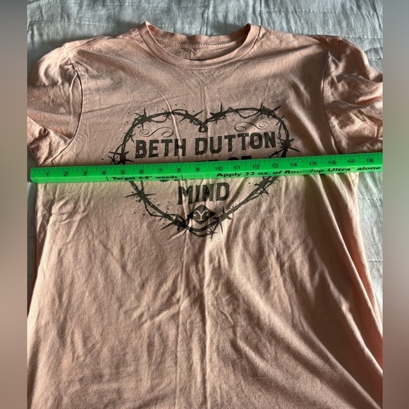 Yellowstone Women’s T Shirt. Light Pink Small. - Picture 5 of 6